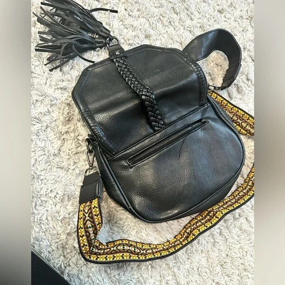 Antik Kraft black purse with reversible strap crossbody bag - Picture 5 of 10